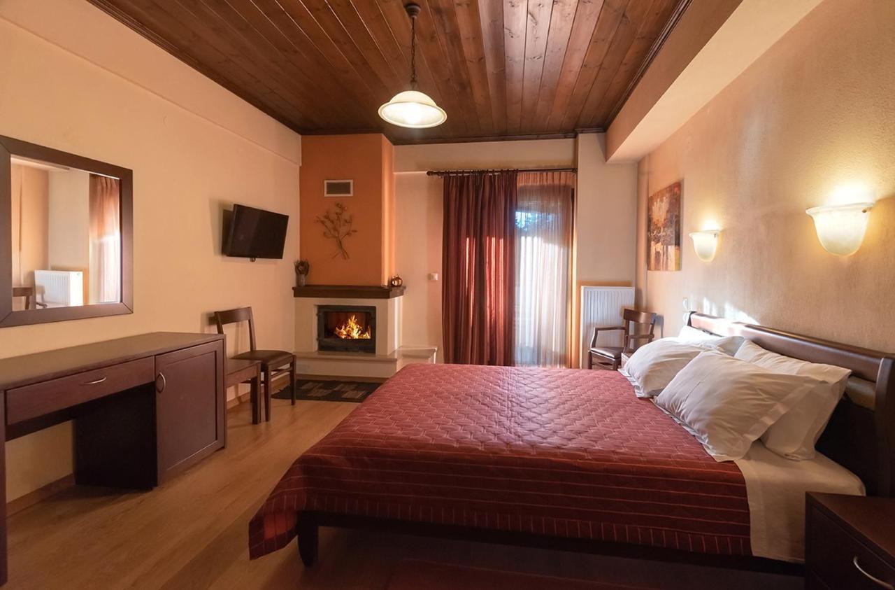 Hotel Dryades Eláti Zewnętrze zdjęcie