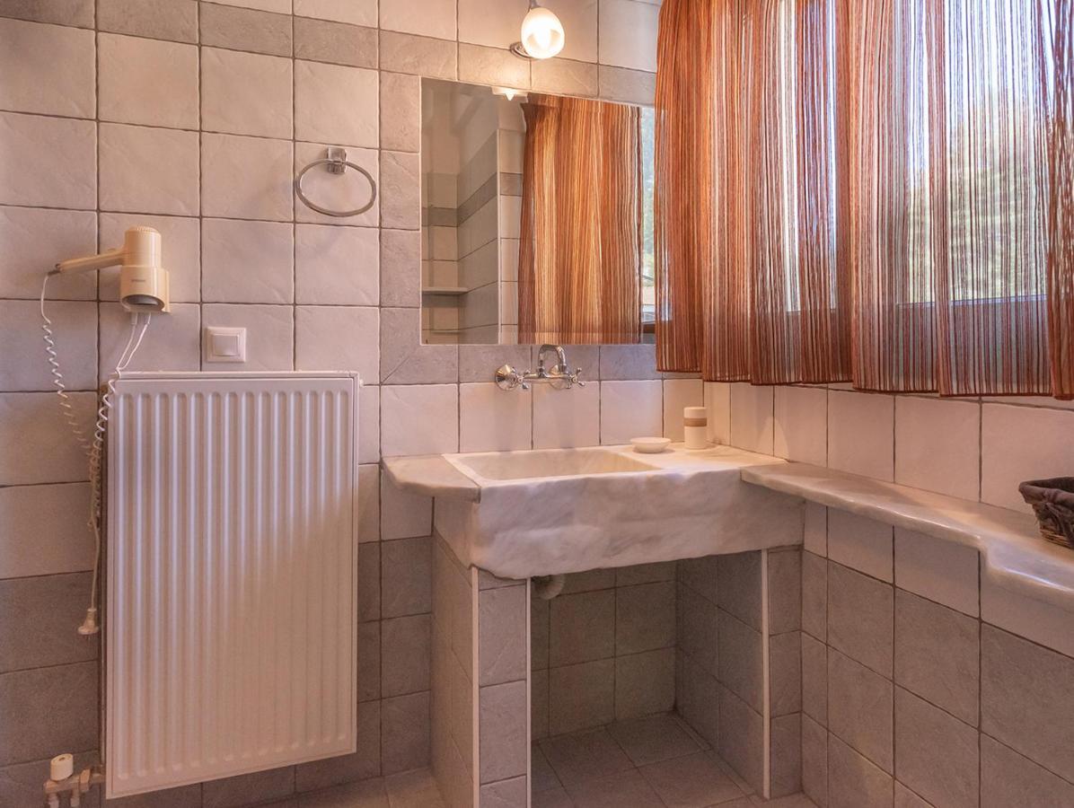 Hotel Dryades Eláti Zewnętrze zdjęcie