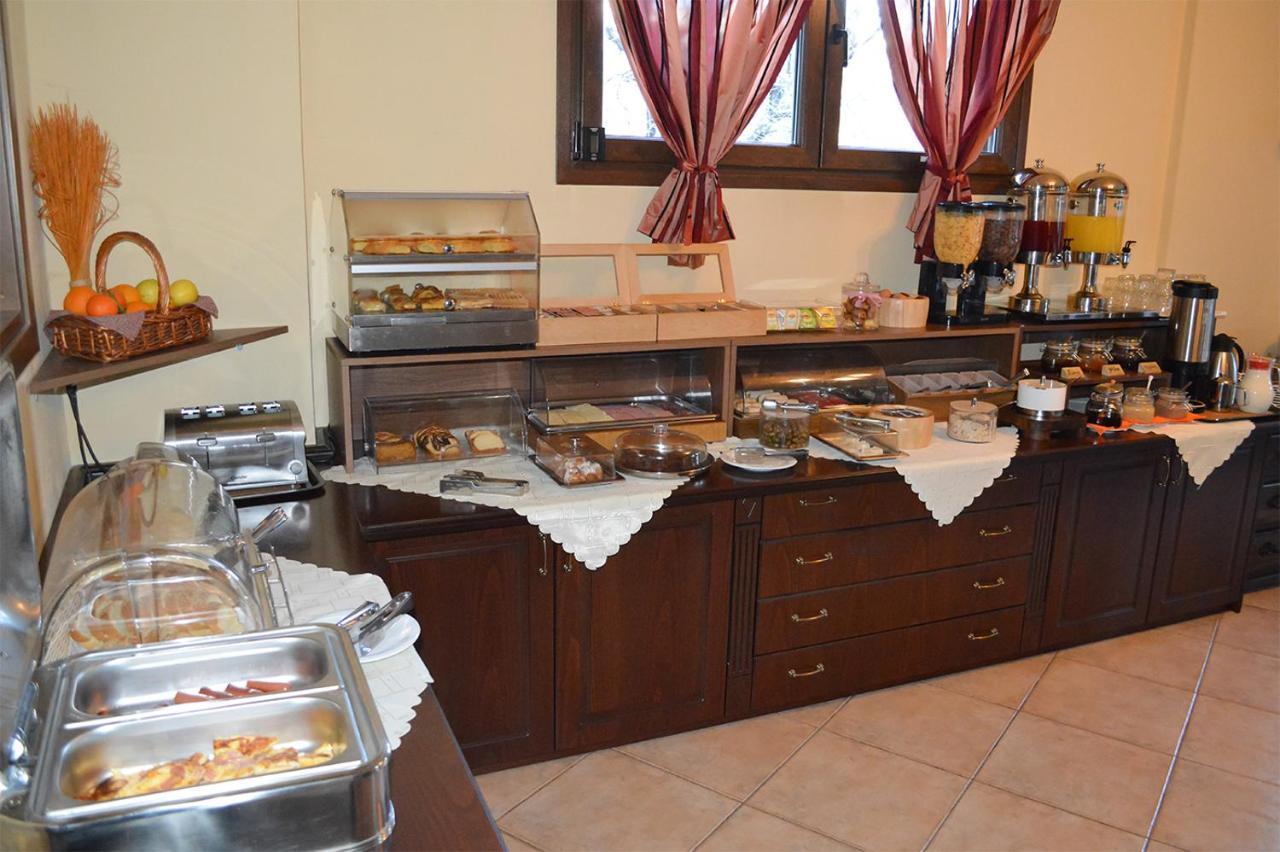 Hotel Dryades Eláti Zewnętrze zdjęcie
