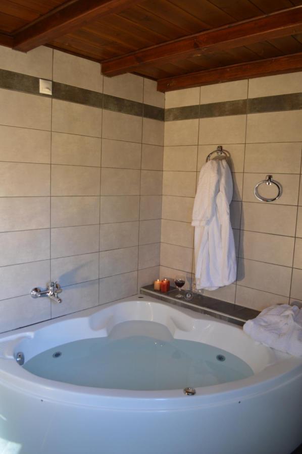 Hotel Dryades Eláti Zewnętrze zdjęcie