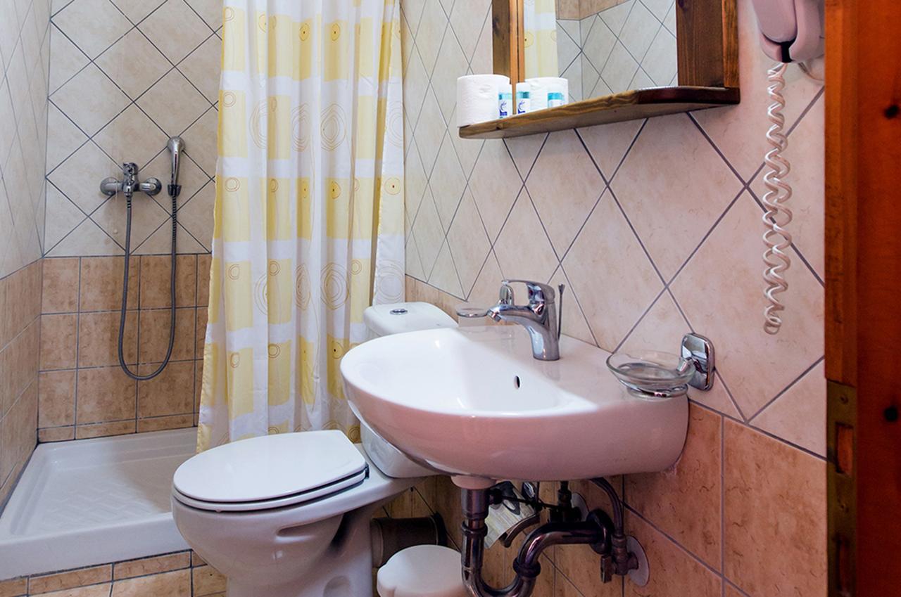 Hotel Dryades Eláti Zewnętrze zdjęcie